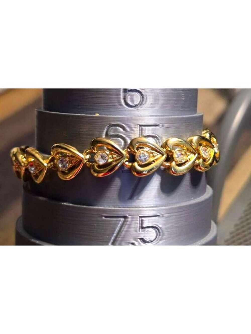 Vintage Gold Tone Heart Link Bracelet with Rhinestones